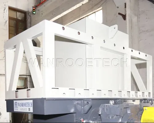 Movable-Feeding-Hopper-2.jpg