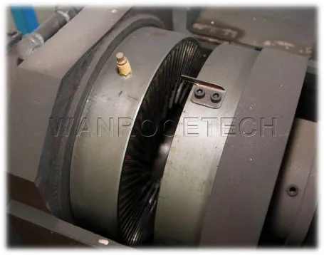 rubber-tire-pulverizer-blade-knife.jpg