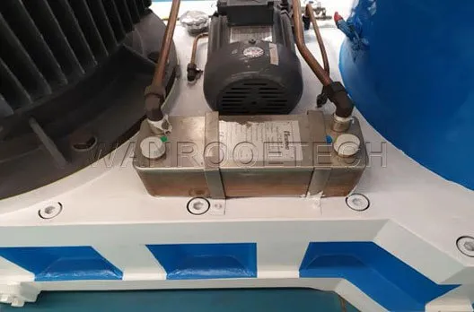 lubricating-oil-of-the-reduction-box-adopts-an-independent-water-cooling-system.jpg