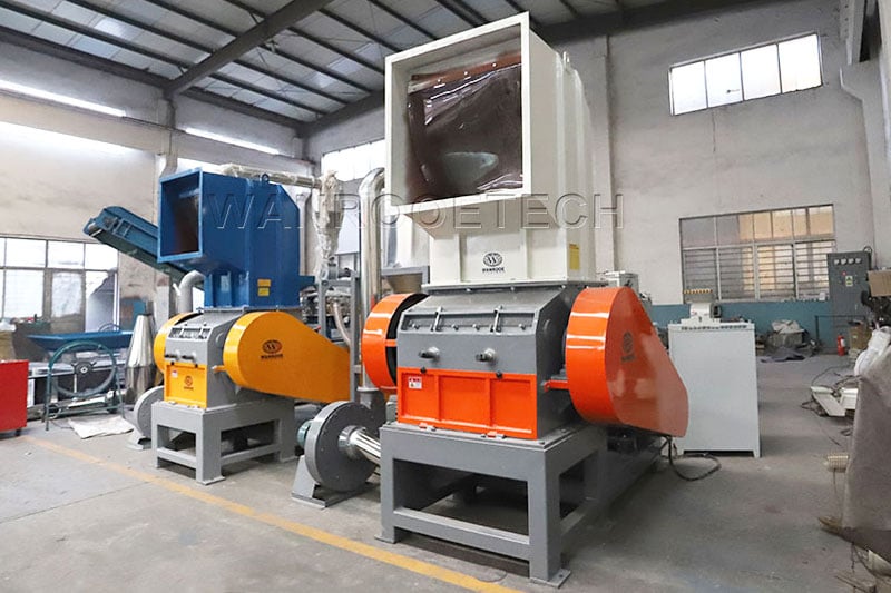 How to improve the service life of the plastic crusher