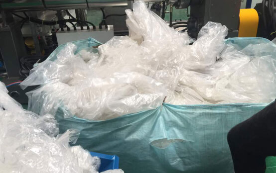 PP-PE-Film-woven-bag-squeezing-drying-machine-5