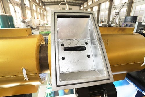 Degassing Degassing